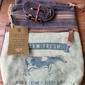 Clea Ray Green and Brown Crossbody Bag